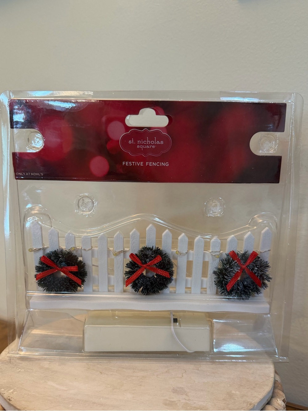 St Nicholas Square Festive Fencing Lighted Christmas Village Fence NIP 2024
